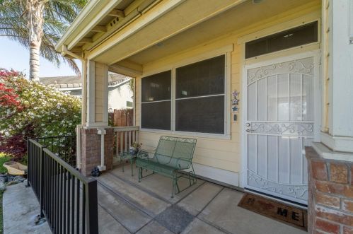 2937 Gambler Hill Ct, Riverbank CA  95367-9453 exterior