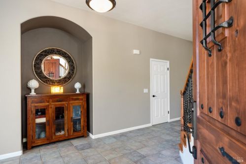 1444 Great Heron Dr, Santa Rosa, CA 95409-4360