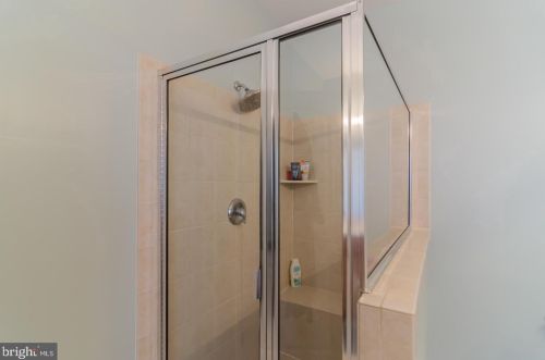 15935 Greymill Manor Dr, Haymarket VA  20169-4927 exterior