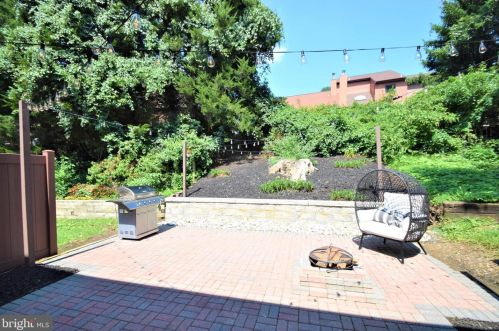 5538 Doral Dr, Wilmington DE  19808-2629 exterior