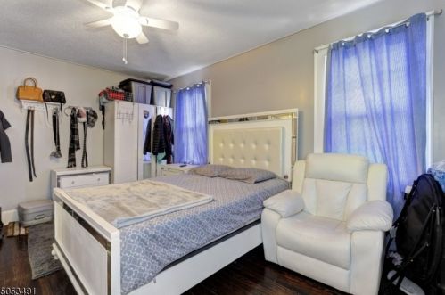 1 Wolf Pl, Irvington NJ  07111-2849 exterior