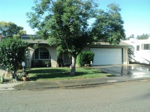 1516 Galvez Ave, Modesto, CA 95355-2514