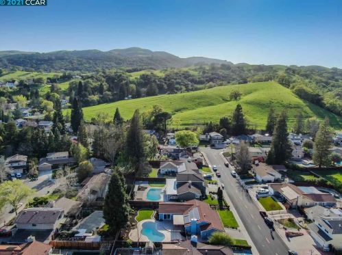 2776 Ellingson Way, San Ramon CA  94583-2409 exterior