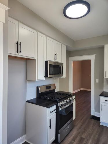 3635 Erie Ave, Cincinnati OH  45208-1927 exterior