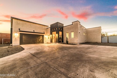 2662 Solano Cir, Tucson, AZ 85746-5140
