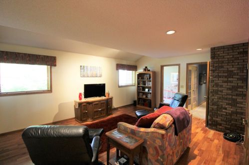 1316 16th St, Willmar MN  56201-2854 exterior