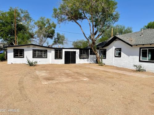 5640 8th St, Phoenix AZ 85022-1197 exterior