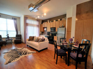 2626 Reagan St, Dallas TX  75219-2393 exterior