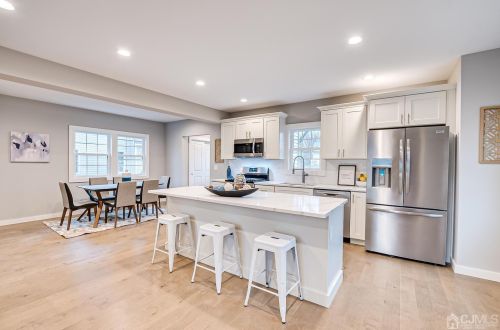 26 Walnut St, Metuchen NJ  08840-2706 exterior