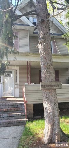 38 Lafayette Ave, Englewood, NJ 07631-3312