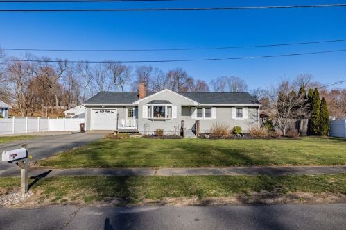 16 Forest Rd, Agawam, MA 01001-3520