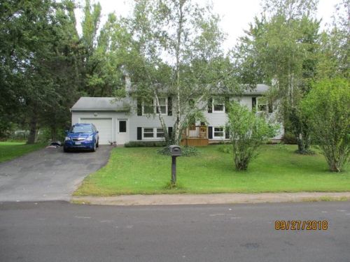 63 Ennis Ave, Pennellville, NY 13132-3310