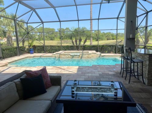 1722 Mockingbird Dr, Fort Pierce FL  34986-2049 exterior