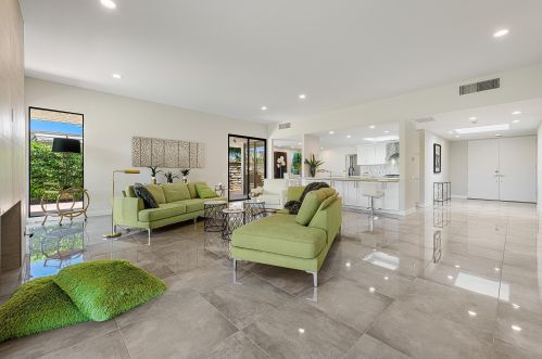 6 Cornell Dr, Rancho Mirage CA  92270-3630 exterior