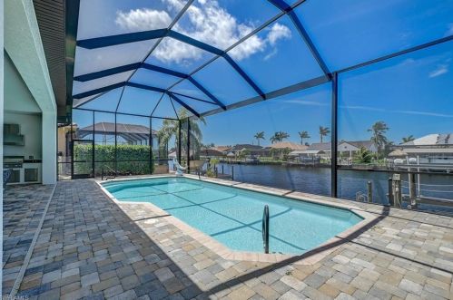 5240 20 Ave, Cape Coral FL  33990-4815 exterior