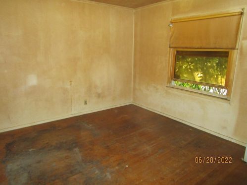 423 Hunter Ave, Oakland CA  94603-2135 exterior