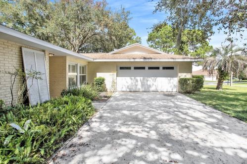 23013 Geneva Rd, Land O Lakes, FL 34639-4236