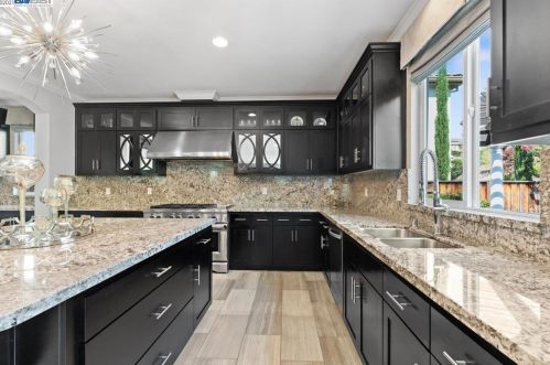 1799 Tramonti Dr, Pleasanton CA  94568-4249 exterior