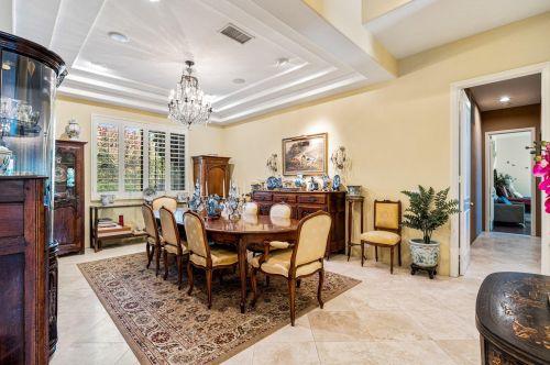 824 Avenida Palmas, Palm Springs CA  92262-5708 exterior