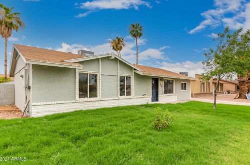 709 Holmes Ave, Mesa, AZ 85204-5746