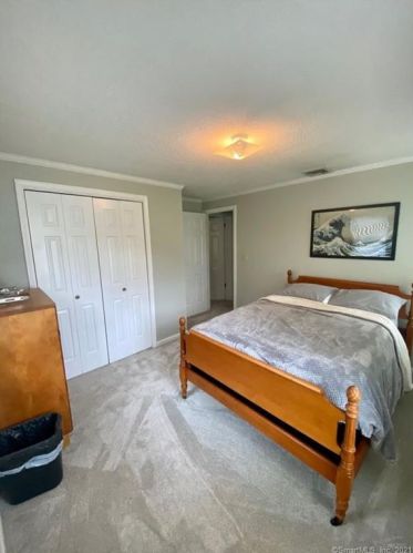 53 Harvard Ct, Middletown CT  06457-4965 exterior