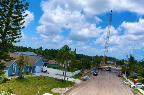 2062 Floresta Dr, Fort Pierce FL  34984-4706 exterior