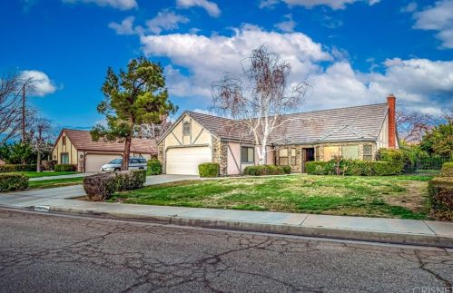 43548 37th St, Lancaster, CA 93536-5417