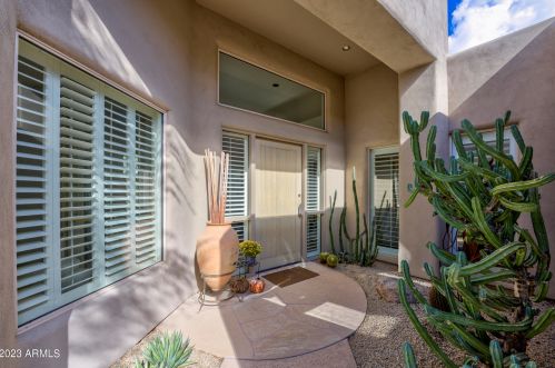 7482 High Pt Dr, Scottsdale AZ  85266-1413 exterior