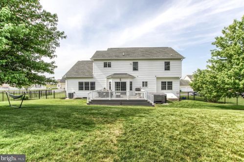 473 Adam Ln, Navy Sup Dpt PA  17050-2477 exterior