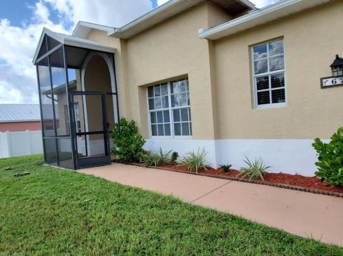 623 4th St, Cape Coral, FL 33909-0020