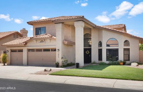 1443 Sherri Dr, Gilbert, AZ 85233-7846