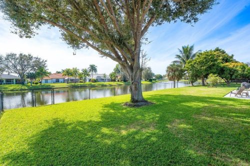 176 Monterey Way, West Palm Beach FL  33411-7816 exterior