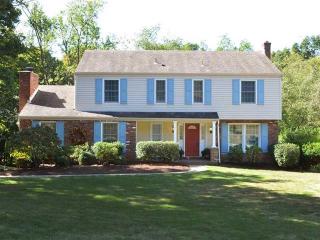 1308 Greystone Dr, Pittsburgh, PA 15241-3216