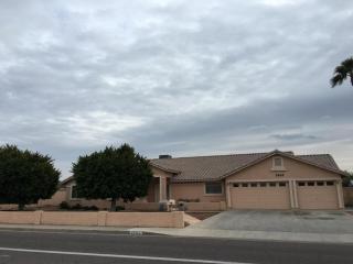 5503 Paradise Ln, Glendale, AZ 85306-2417