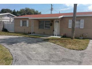 6760 Hood St, Hollywood, FL 33024-2804