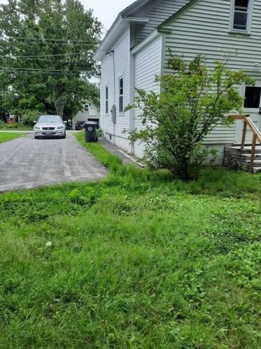 23 Union St, Goffstown NH  03045-1826 exterior