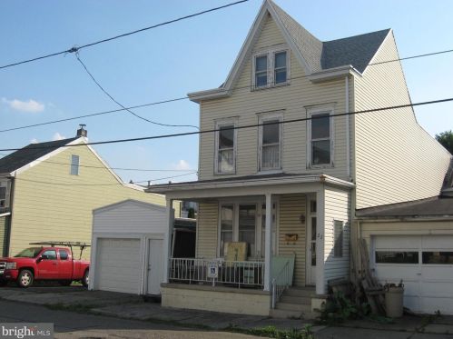 22 Front St, Arnots Addition, PA 17970-1070