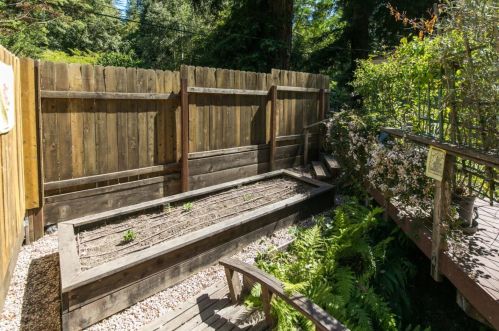 498 Redwood Dr, Lompico CA  95018-9123 exterior