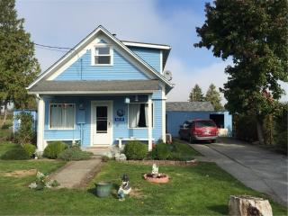 14119 Doser St, Samish Island, WA 98232-9241