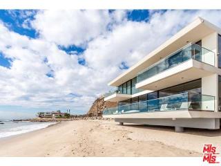 21660 Pacific Coast Hwy, Malibu CA  90265-5209 exterior