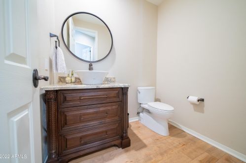 15549 Cactus Dr, Scottsdale AZ 85268-3166 exterior