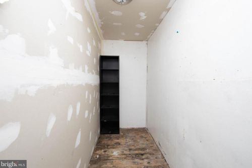 7701 Park Ave, Camden NJ  08109-3534 exterior