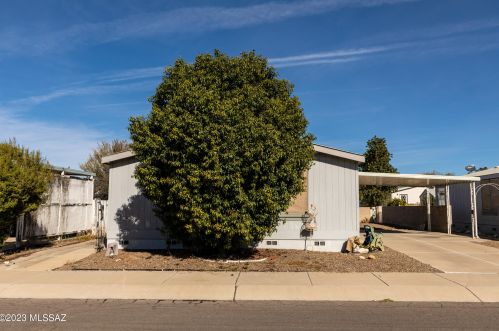 1632 Coralbrooke Dr, Tucson, AZ 85705-7103
