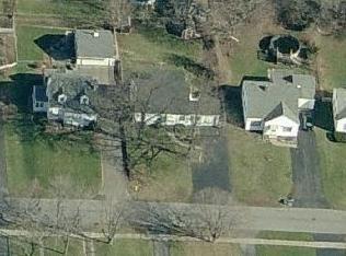 70 Salem Rd, Rochester, NY 14622-2622