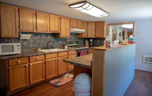 2172 Sauk St, Friendship, WI 53934-9396