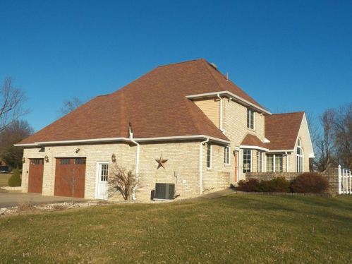 1115 Lehmer St, Latrobe PA  15650-2254 exterior