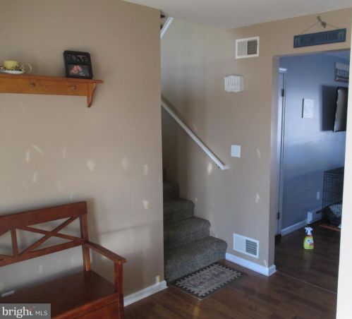 513 Morris St, Lees Cross Roads, PA 17257-1639
