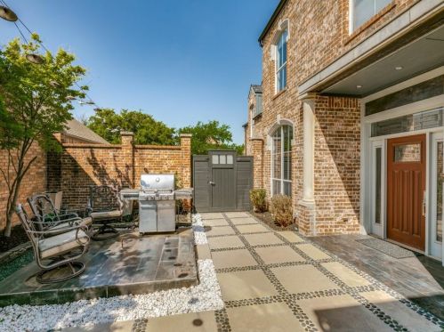 2816 Prestonwood Dr, Plano TX  75093-8849 exterior
