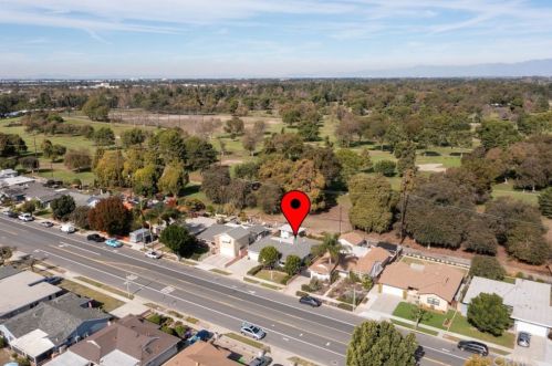 7221 Stearns St, Long Beach, CA 90815-2437