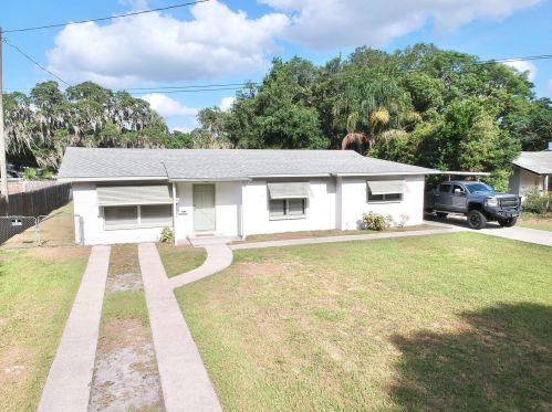 1306 Park Ave, Tavares FL  32778-2352 exterior